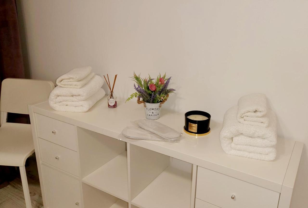 La Fluturi Apartament Apartman Szucsáva Kültér fotó