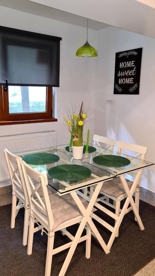La Fluturi Apartament Apartman Szucsáva Kültér fotó